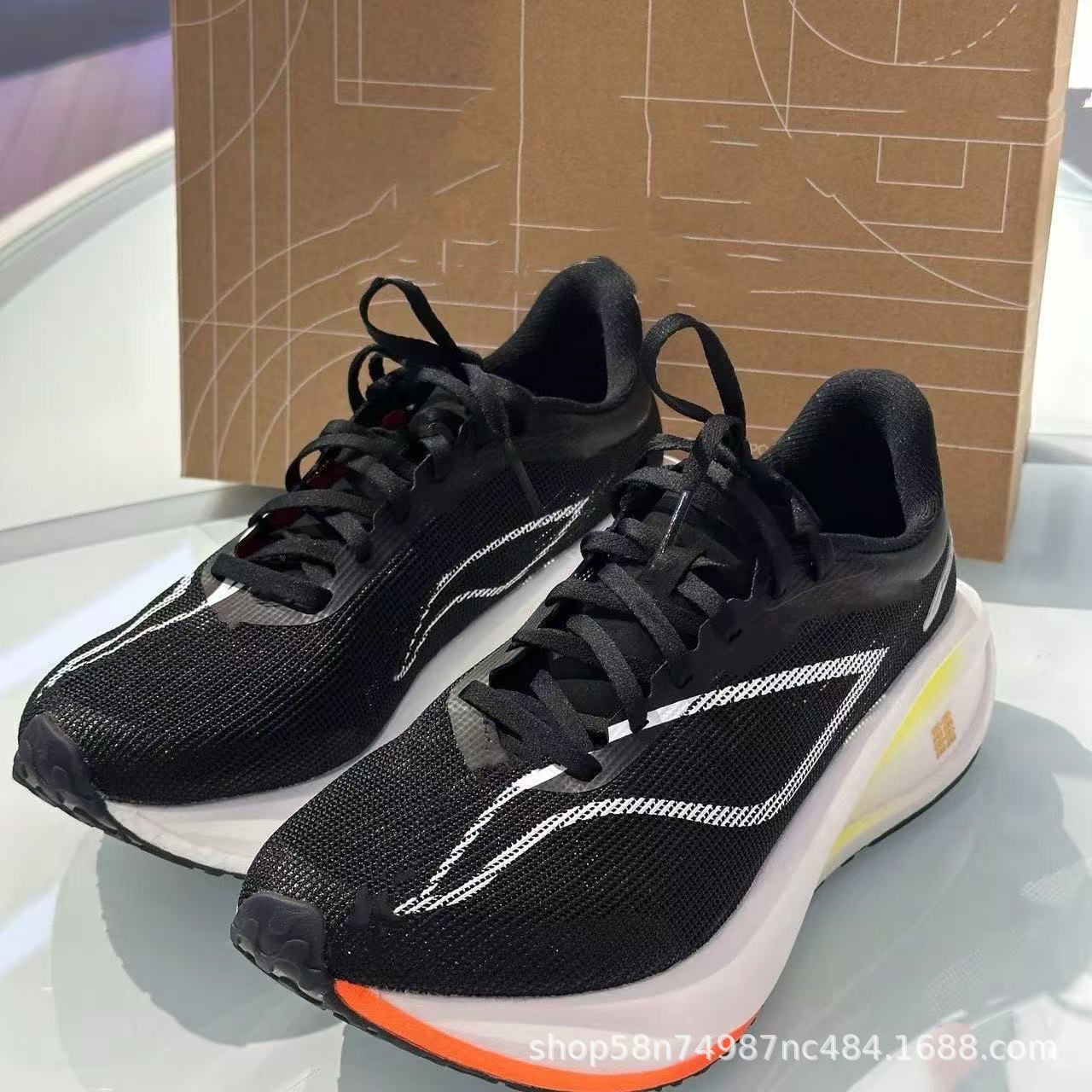 New Ultra-light Men's Sports S - огляд і ціна Men'S Training Shoes